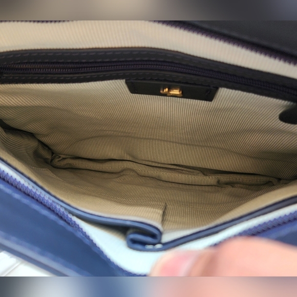 RADLEY LONDON Black Crossbody Bag - Picture 5 of 12